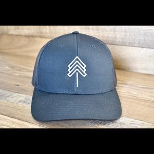 Black Richardson Arrow Hat - men’s